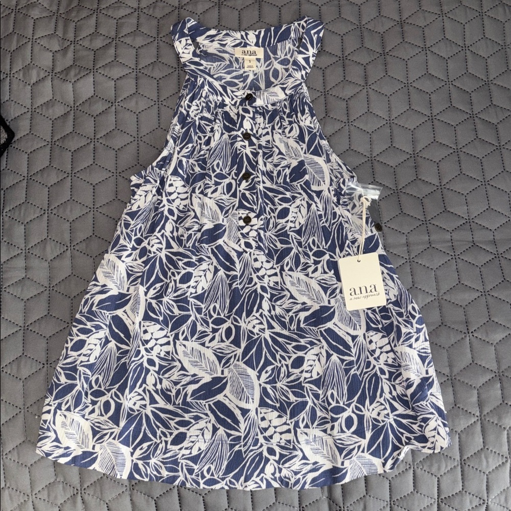 A.n.a. Floral Patterned Button Top